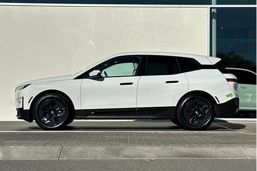 2023 BMW iX xDrive50