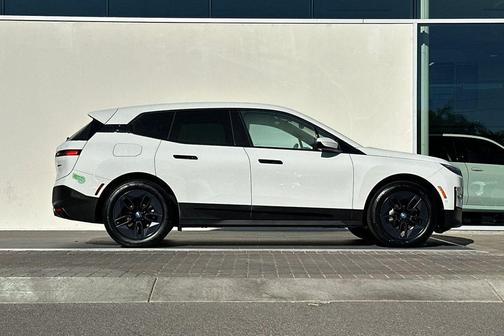 2023 BMW iX xDrive50