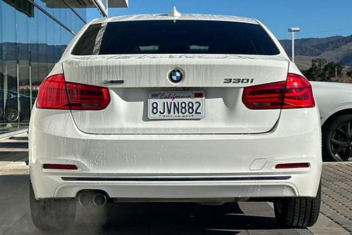 2018 BMW 330 xDrive