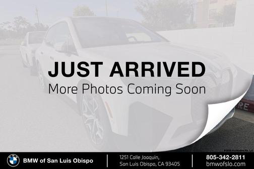 Mineral White Metallic 2025 BMW iX xDrive50