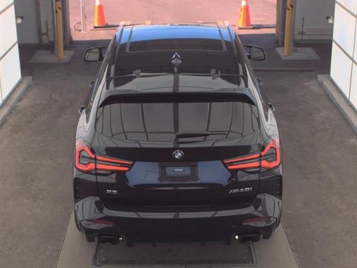 2022 BMW X3 M40i