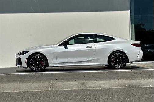 2026 BMW M440 i