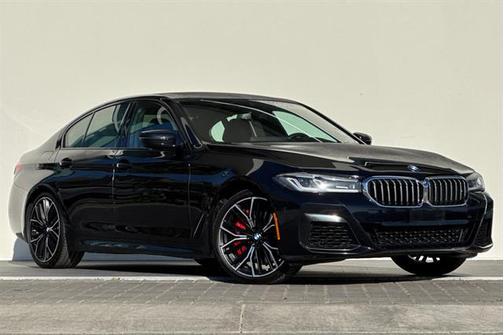 2022 BMW 540 i