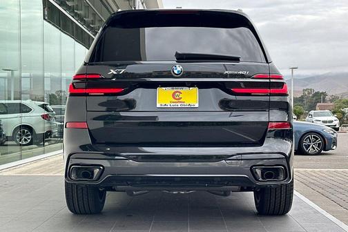 2026 BMW X7 xDrive40i