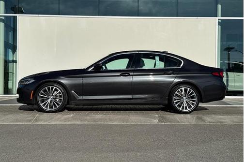 2021 BMW 530 530i
