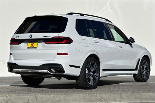 2026 BMW X7 xDrive40i