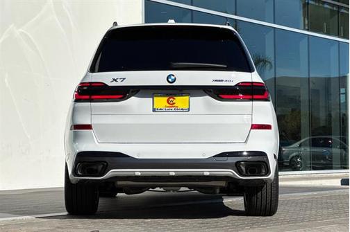 2026 BMW X7 xDrive40i