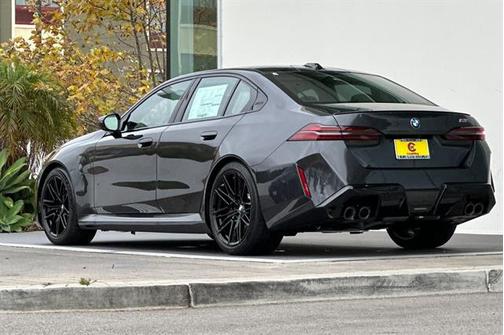 2026 BMW M5 Base