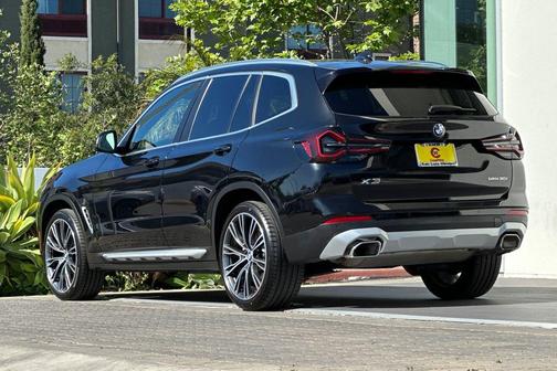 2023 BMW X3 sDrive30i