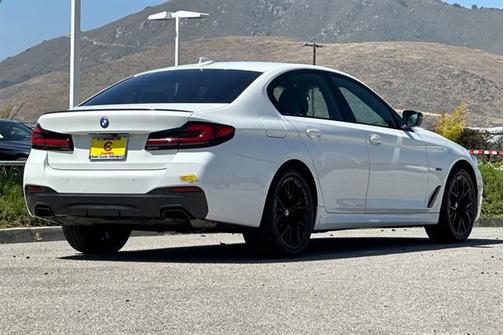 2022 BMW 530e Base
