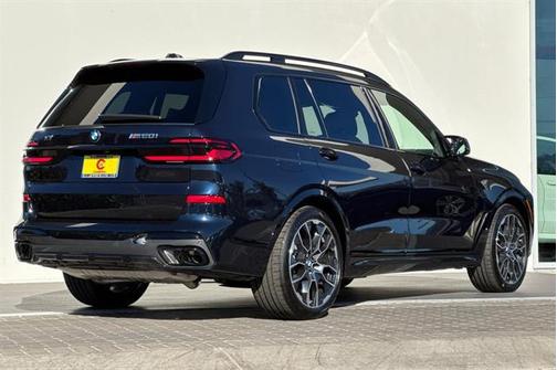 2026 BMW X7 M60i