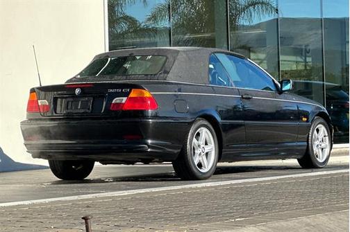 2003 BMW 325 Ci