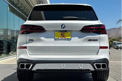 2026 BMW X5 M60i