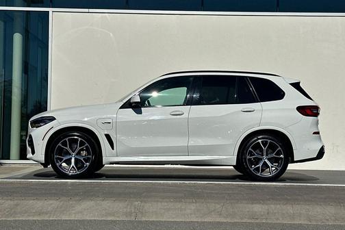 2022 BMW X5 PHEV xDrive45e