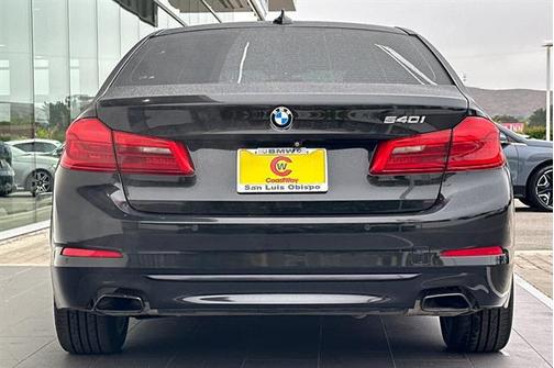 2018 BMW 540 540i