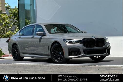 2022 BMW 740 i