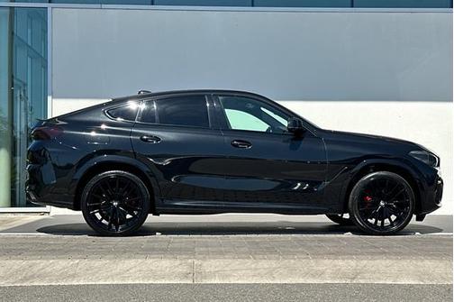 2023 BMW X6 xDrive40i
