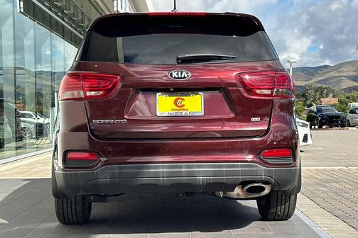 2020 Kia Sorento LX