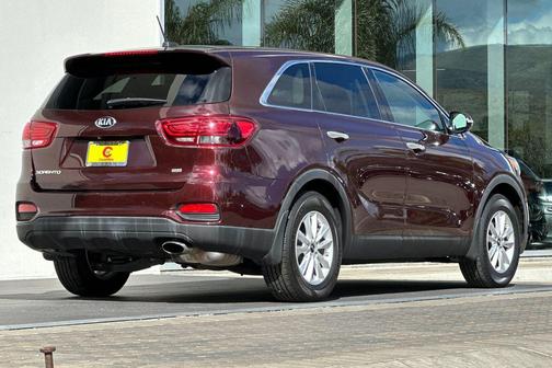 2020 Kia Sorento LX