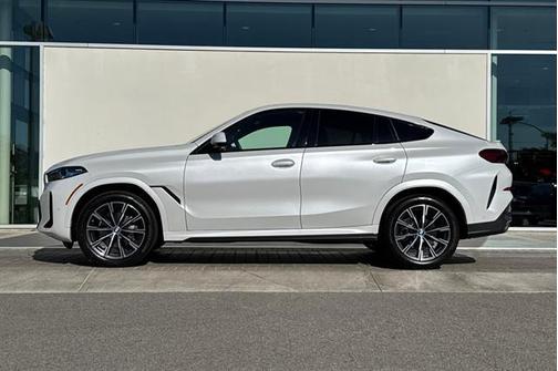 2025 BMW X6 xDrive40i