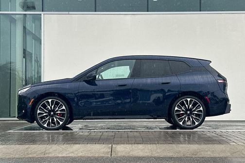 2026 BMW iX xDrive60