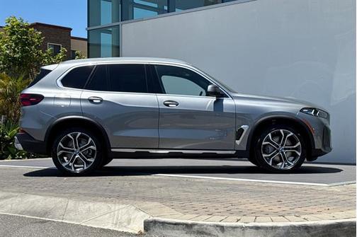 2026 BMW X5 PHEV xDrive50e