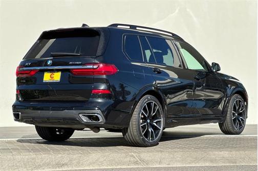 2022 BMW X7 xDrive40i
