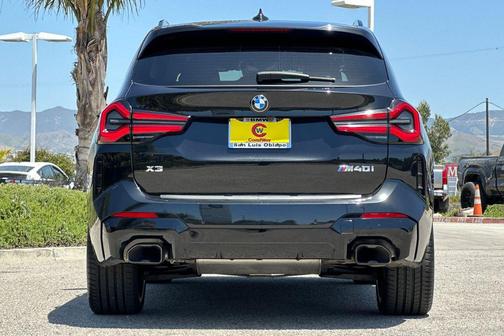 Black Sapphire Metallic 2023 BMW X3 M40i