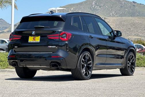 Black Sapphire Metallic 2023 BMW X3 M40i