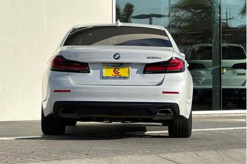2021 BMW 530e Base