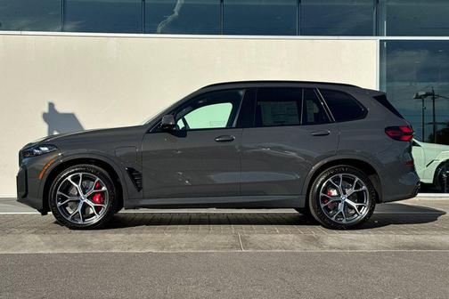 2026 BMW X5 PHEV xDrive50e