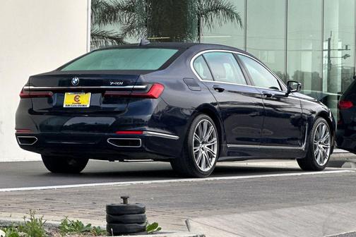 Imperial Blue Metallic 2020 BMW 740 740i