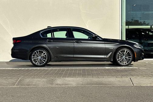 Dark Graphite Metallic 2023 BMW 530e Base