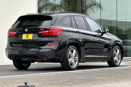 Black Sapphire Metallic 2017 BMW X1 sDrive28i