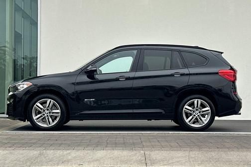 Black Sapphire Metallic 2017 BMW X1 sDrive28i