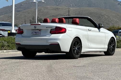 White Metallic 2017 BMW M240 i