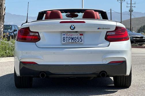 White Metallic 2017 BMW M240 i