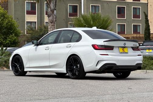Alpine White 2022 BMW M340 M340i