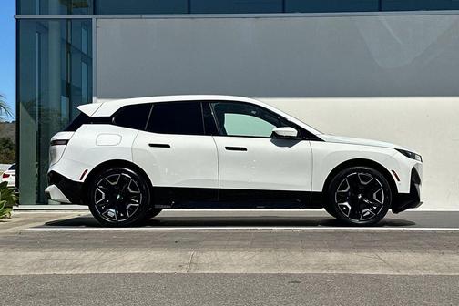 Alpine White 2024 BMW iX xDrive50