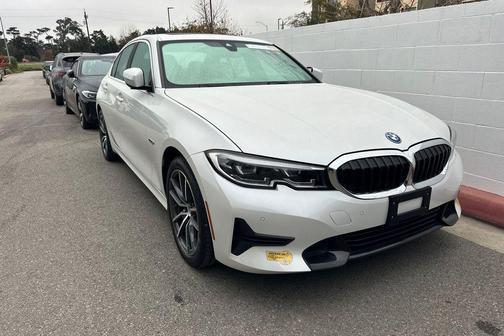 2022 BMW 330e Base