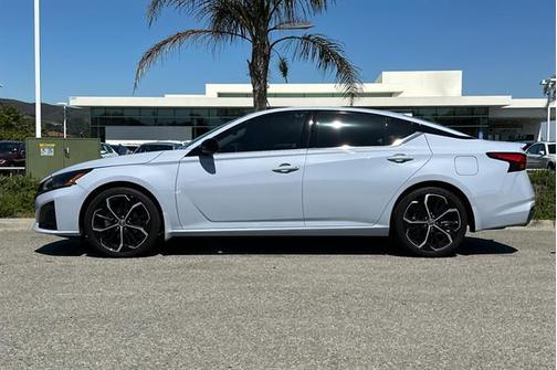 2024 Nissan Altima SR FWD