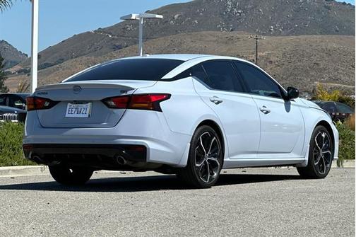 2024 Nissan Altima SR FWD