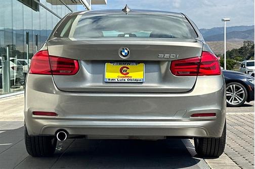 2016 BMW 320 i