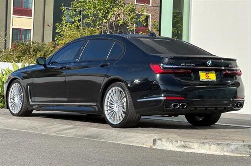 2022 BMW ALPINA B7 xDrive