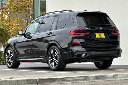 2026 BMW X7 xDrive40i