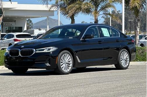 2021 BMW 530 530i