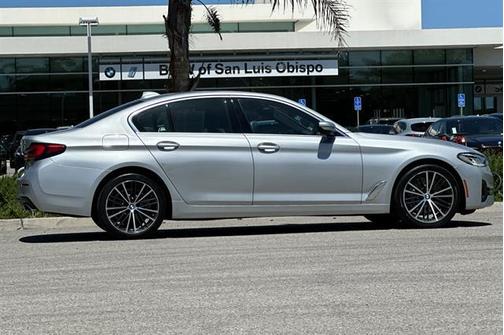 2021 BMW 530 530i