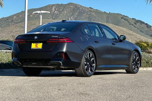 2026 BMW 550e xDrive