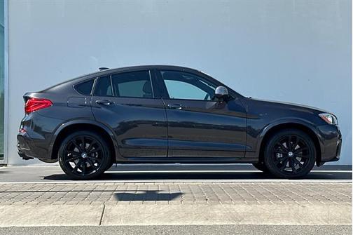 2018 BMW X4 M40i