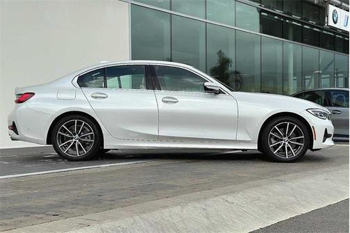 2021 BMW 330 330i